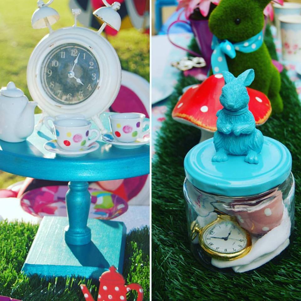 Alice in Wonderland Table Setting - Wish Upon a Party Alice in Wonderland Table Setting - Wish Upon a Party
